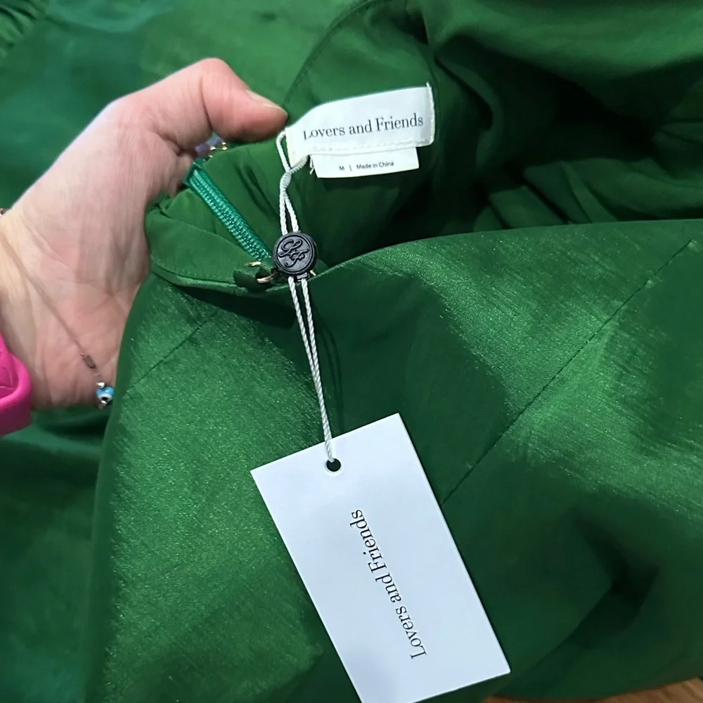 NWT Lovers + Friends Emerald Green Dress - Picture 2 of 2